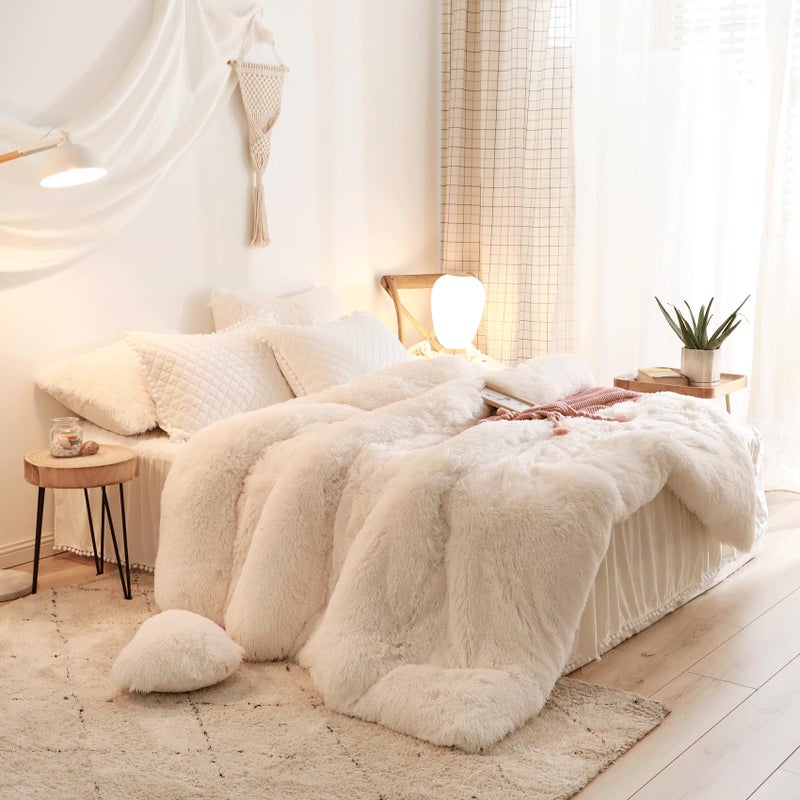 HAIHUA Fuzzy Beige Comforter Cover Queen Set, Soft Faux Fur Shaggy Beige Bedding Queen Set 3 Pieces (1 Fluffy Duvet Cover + 2 Plush Pillow Cases) Furry Bed Set, Zipper Closure - Image 2